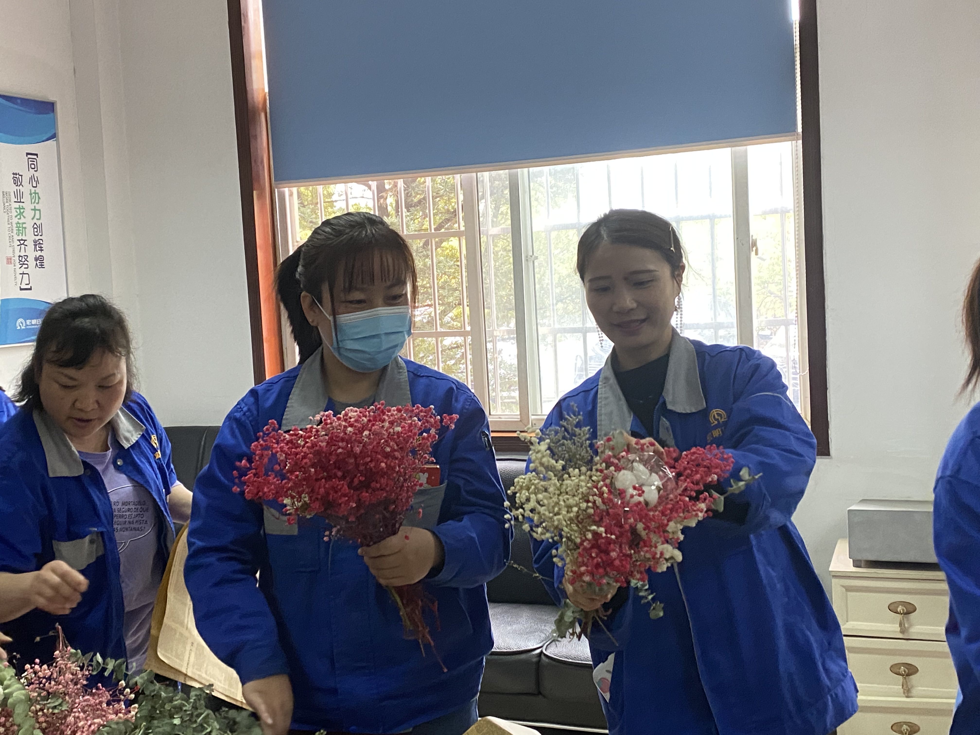 华体会·体育-华体会（中国）
,宏明日望,株洲电子科技,湖南电容器,株洲电容器,电容器